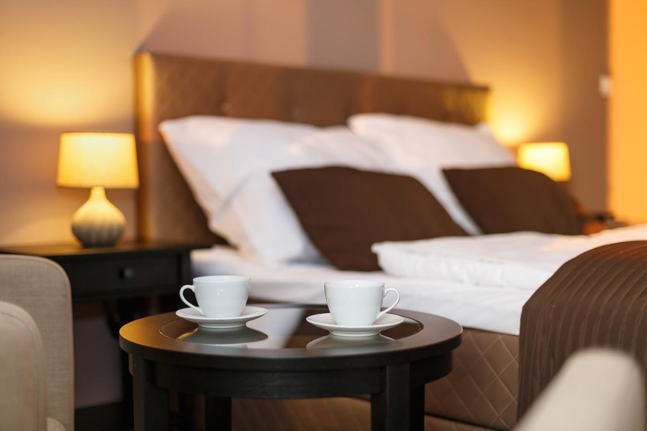 Golden Apartments Ostrava Luaran gambar