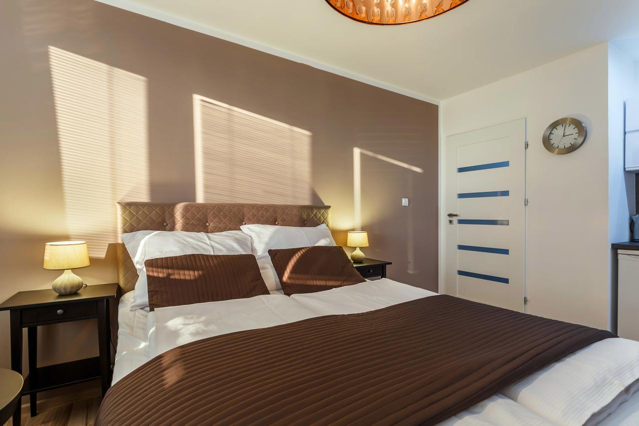 Golden Apartments Ostrava Luaran gambar